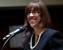 Knox President Teresa L. Amott