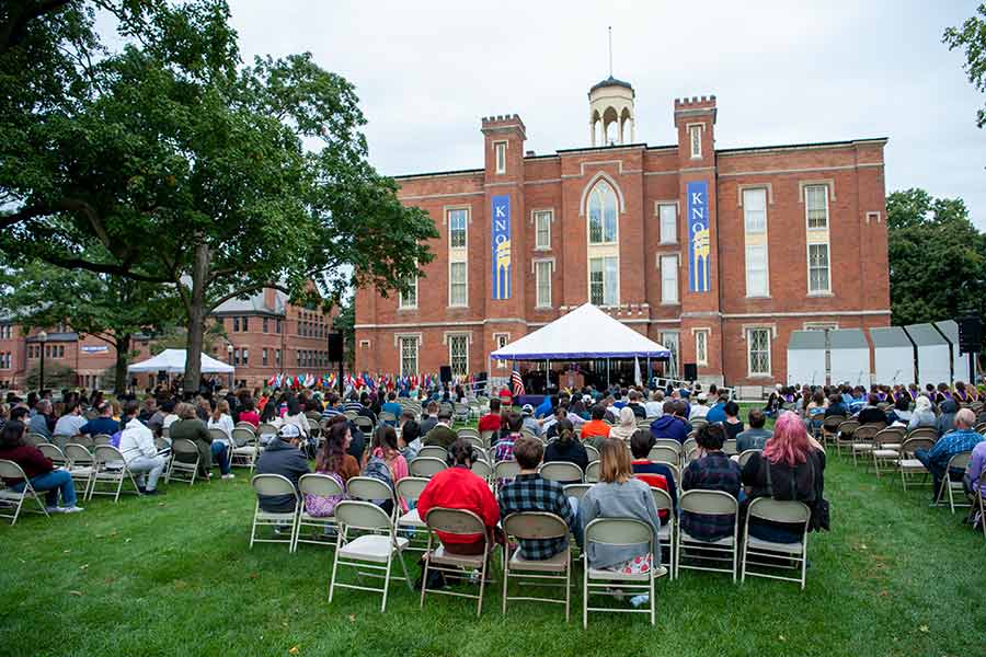 Opening Convocation Challenges Students to Get Involved and Set Goals Knox College