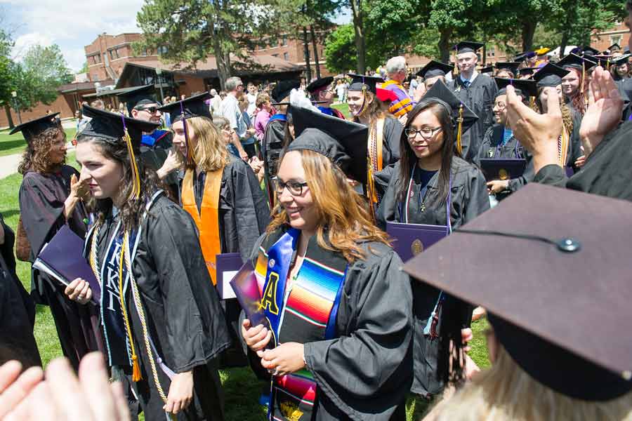 The Knox College Class of 2016 is venturing into the world.