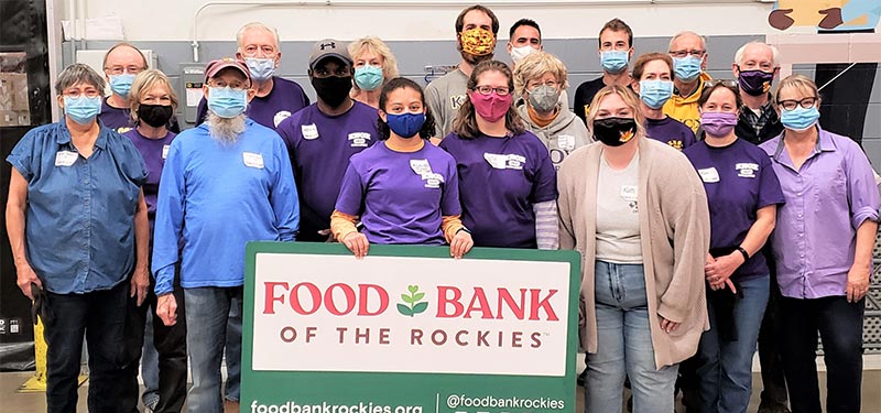 Knox alumni volunteer at Food Bank of the Rockies