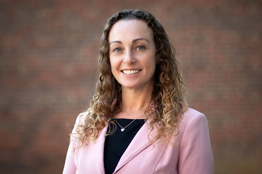 Sarah Rozny headshot