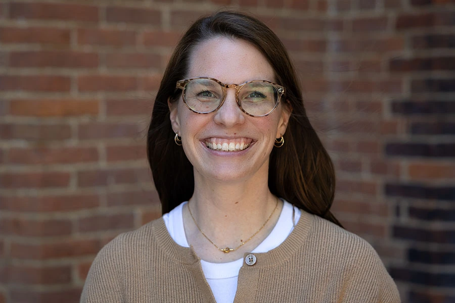 Amy Roth