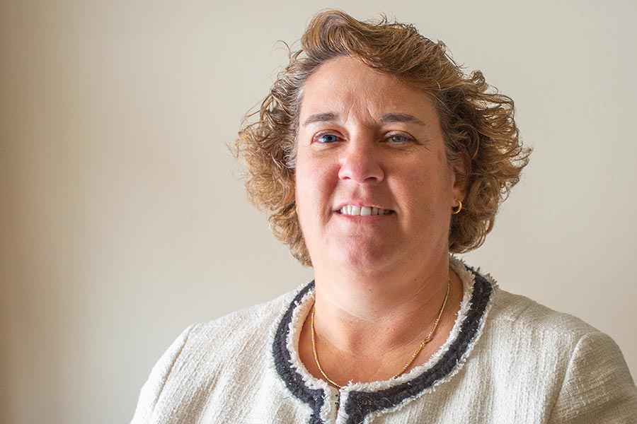 Image of Amy Olson '91