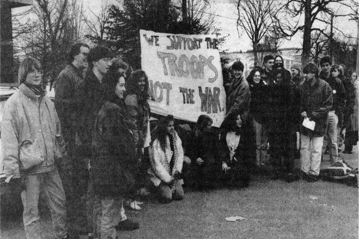 Knox students protest