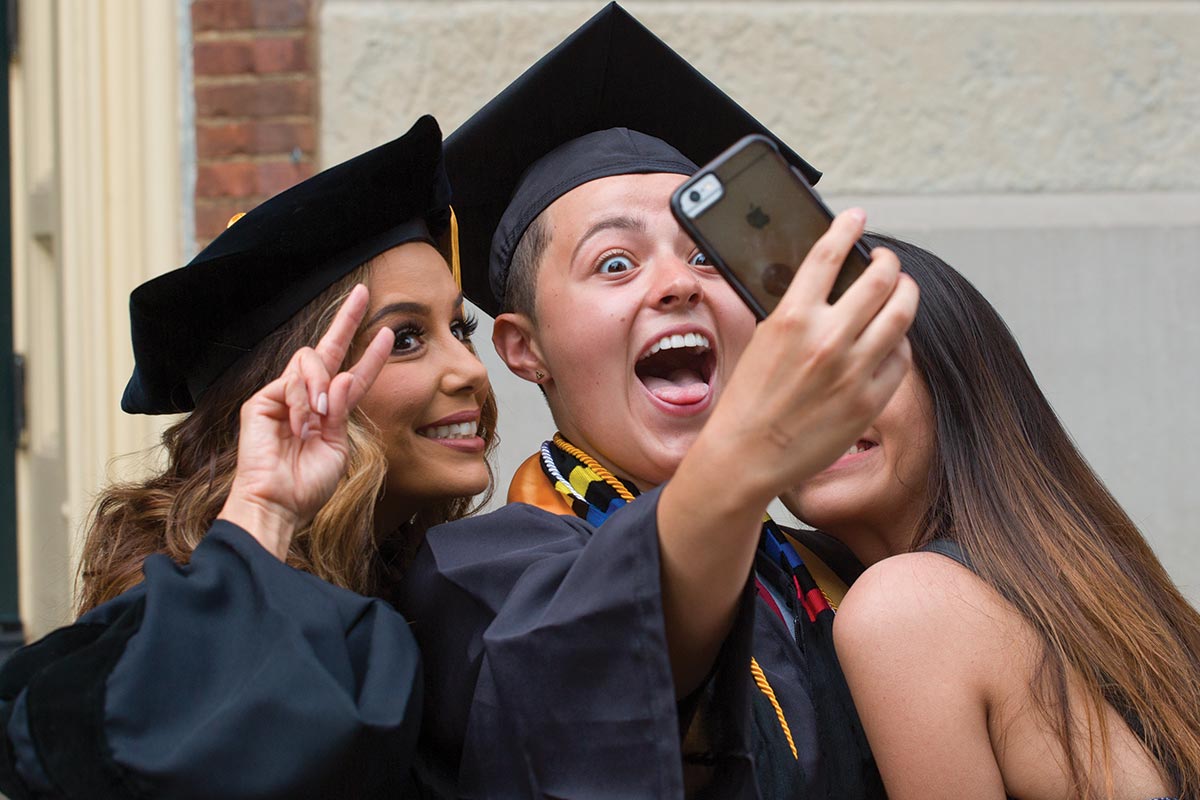 Senior Class Officer Donna Boguslavsky takes a selfie with Honorary Degree recipient and Commencement speaker Eva Longoria.