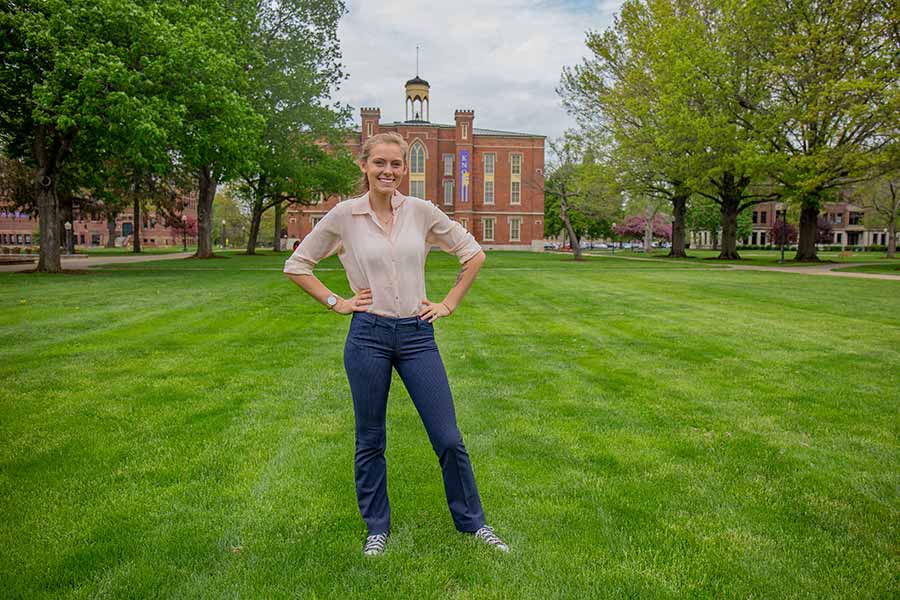 Keara Crook ’19 has been awarded a Fulbright English Teaching Assistantship in Vietnam.