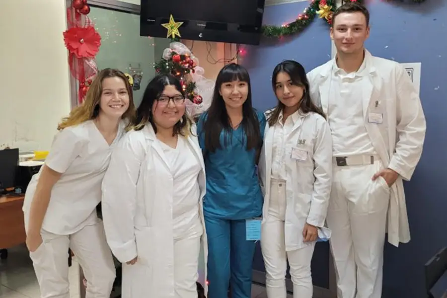 Students participated in a medical shadowing program during an immersive trip to Oaxaca, Mexico.