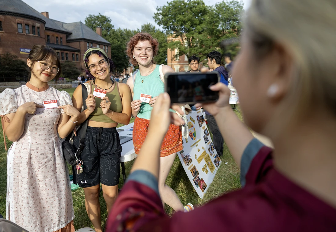 Also known as the FYE, the First-Year Experience is designed to help you make connections and create your home-away-from-home at Knox.