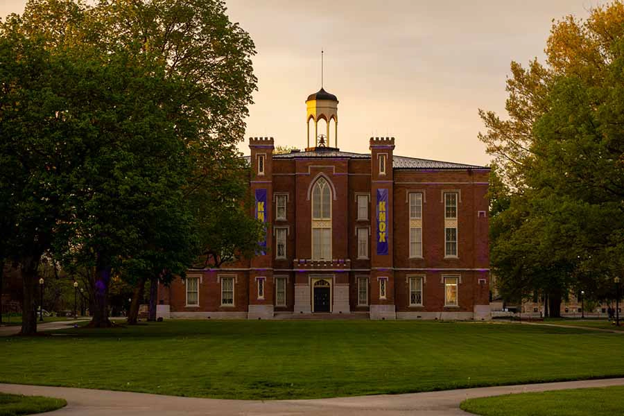 Picture of Old Main 