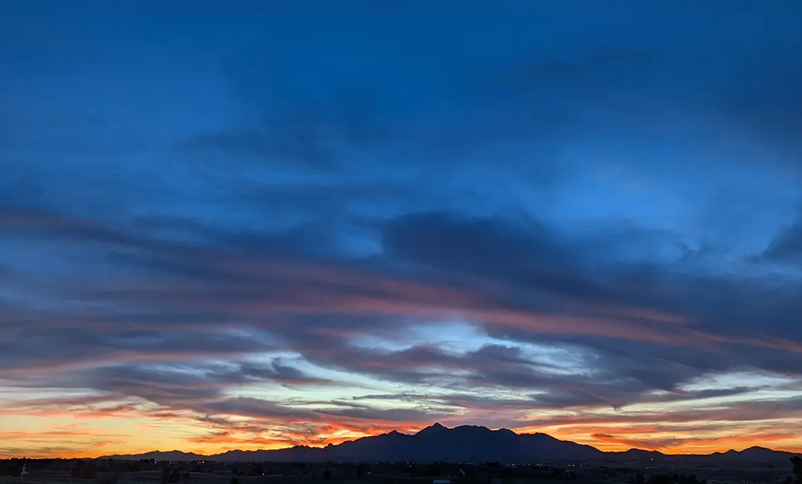 Desert sky from the Winer Observatory, home to the MACRO Consortium