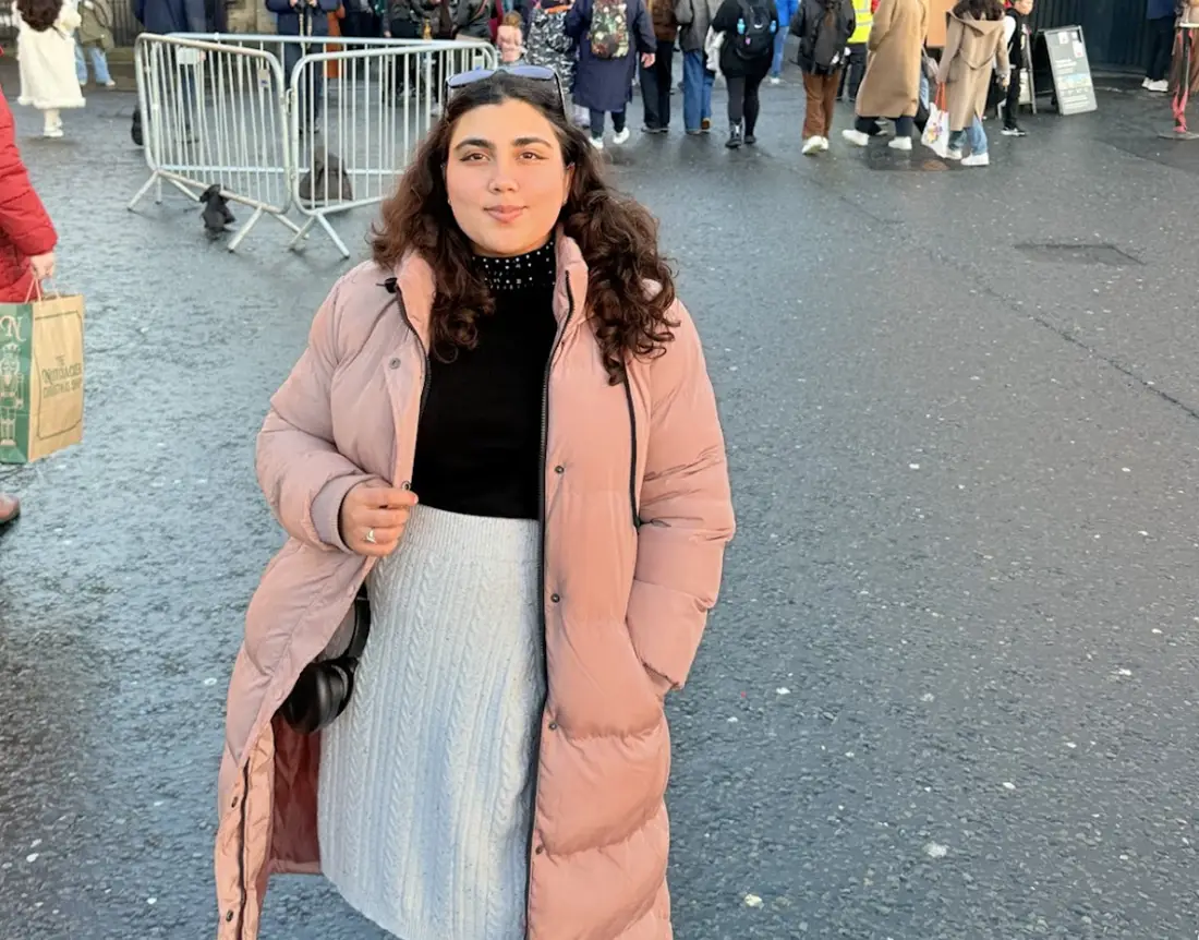 Knox Student Nysa Phulwar ’26 in London
