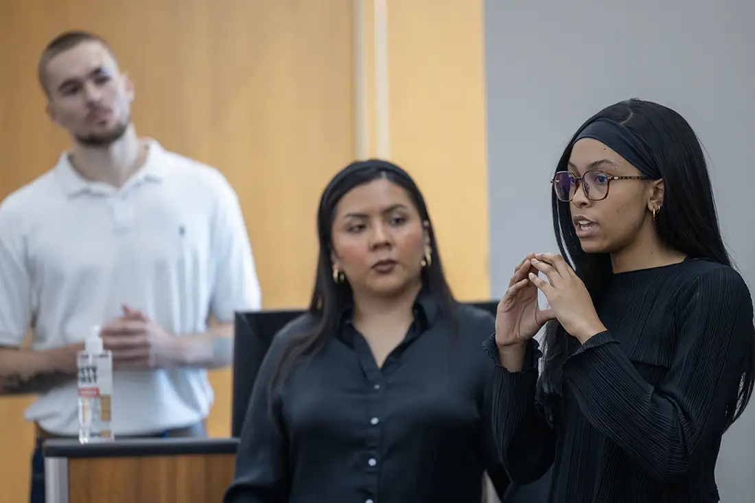 The ItFits Team gives their presentation.