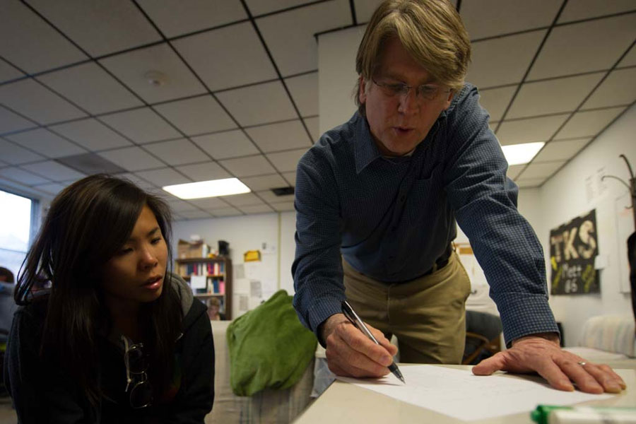The Knox Student is the award-winning student-run newspaper and news site at Knox College. 