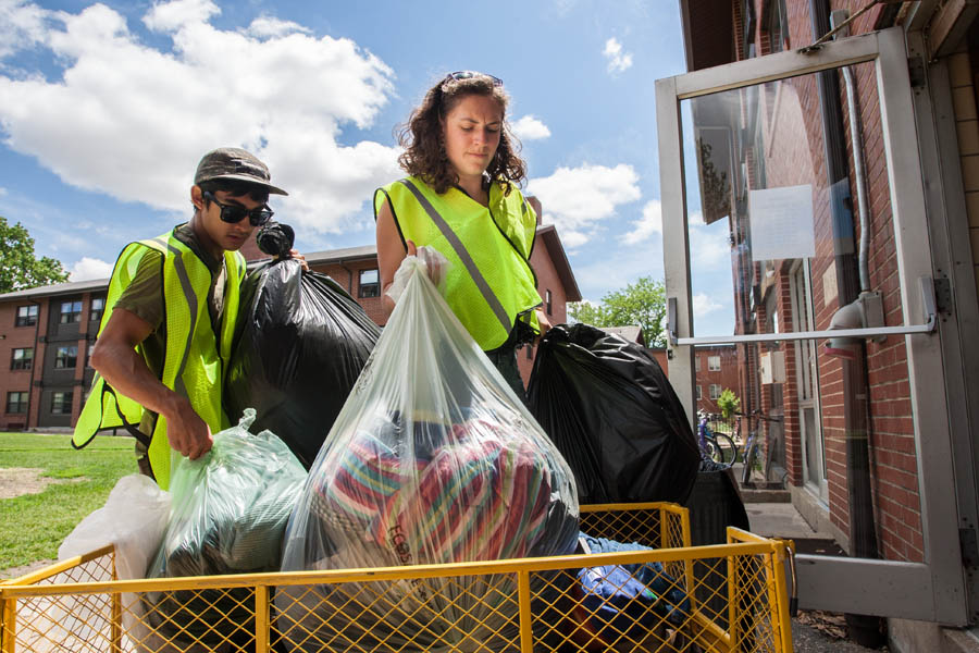 Knox College students collect items from residence halls for recycling