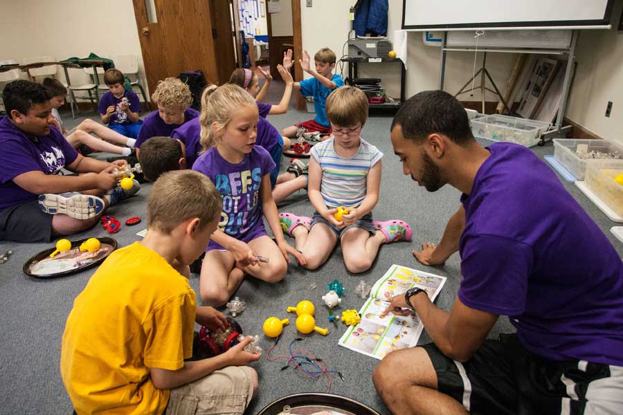 Knox students interested in becoming teachers can gain practical classroom by helping at College for Kids.