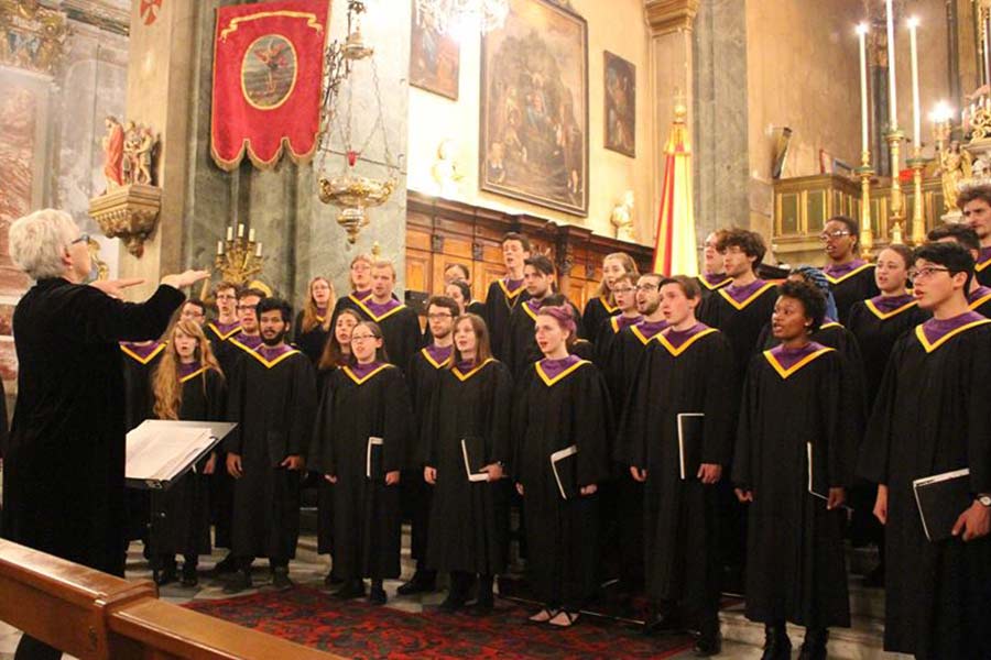 Knox College choir performs in church in southern France.