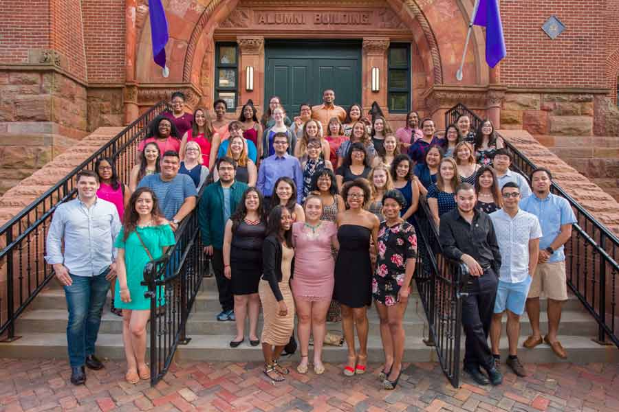Knox College celebrates first-generation students in the Class of 2017
