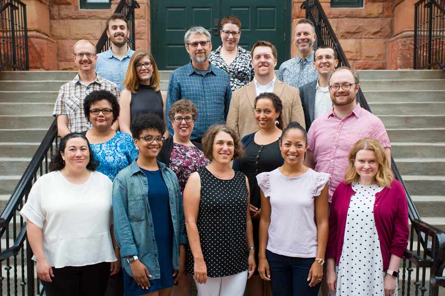 The 2018 cohort of Bright Institute scholars outside of Alumni Hall.