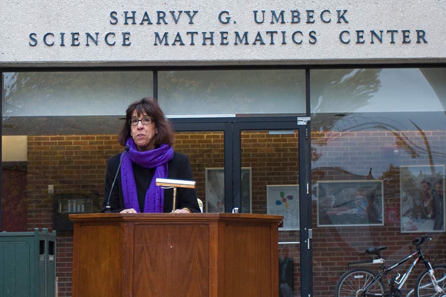 Teresa Amott speaks at the groundbreaking of the Knox College Umbeck Science & Mathematics Center.