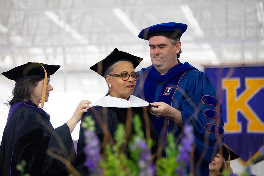 Gloria Ladson-Billings receives a Doctor of Science at Knox College Commencement 2019.