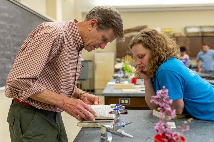 Exploring plant biology with Stuart Allison.