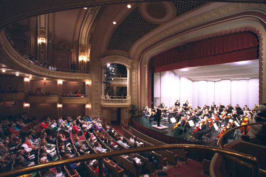 Knox-Galesburg Symphony has recently been awarded 2015 Orchestra of the Year Award by the Illinois Council of Orchestras.